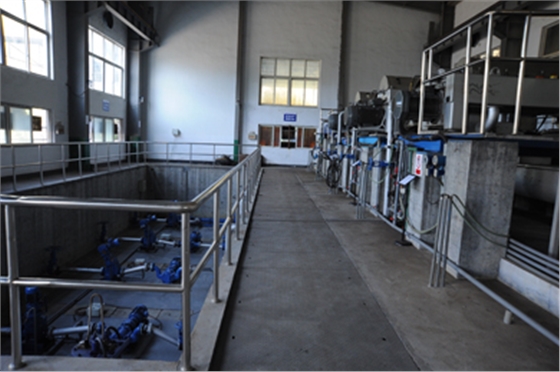 離心機(jī)供料泵3.jpg 離心機(jī)供料泵3.jpg