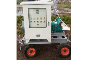 拖車式移動(dòng)泵車 拖車式移動(dòng)泵車